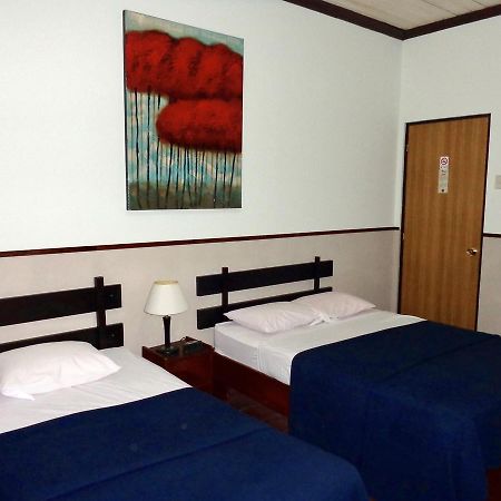 Hotel Santamaria Airport North / Alajuela Downtown Kültér fotó